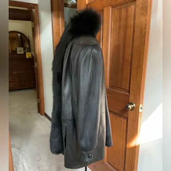 Vintage tribor leather and fox jacket, Medium - Picture 5 of 10